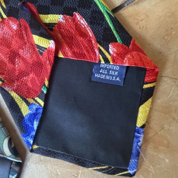 (3) VTG Mens 100% Silk Neck Tie Floral Geometric 57" USA Tulips Abstract Red - Picture 7 of 12